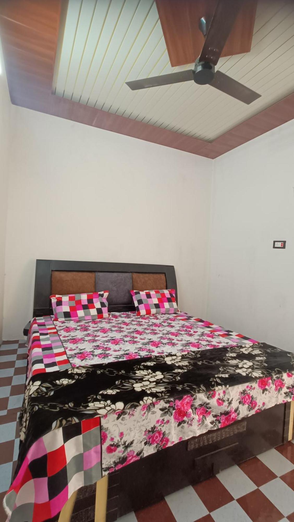Keshav Narayan Home Stay 마투라 외부 사진