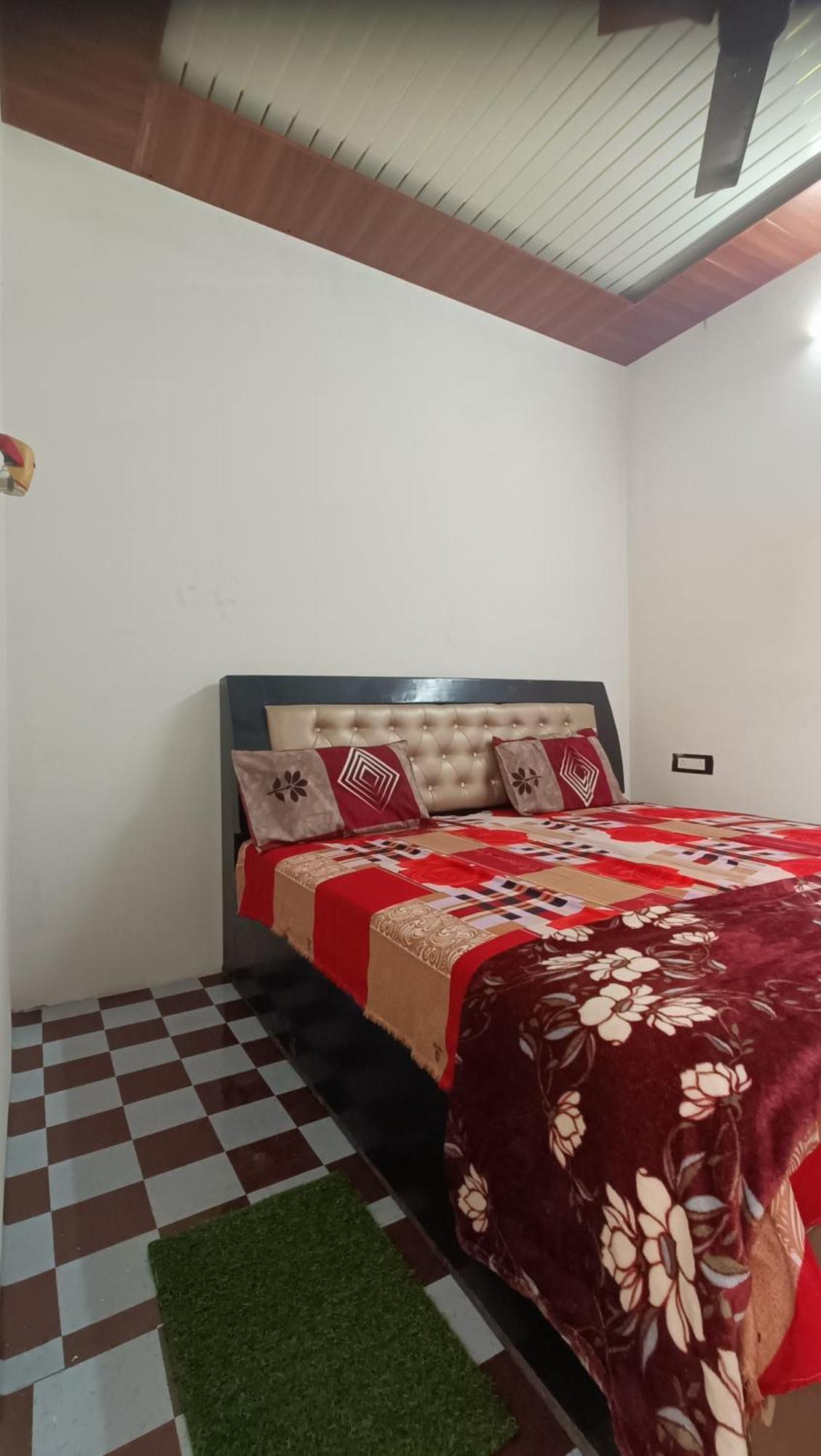 Keshav Narayan Home Stay 마투라 외부 사진