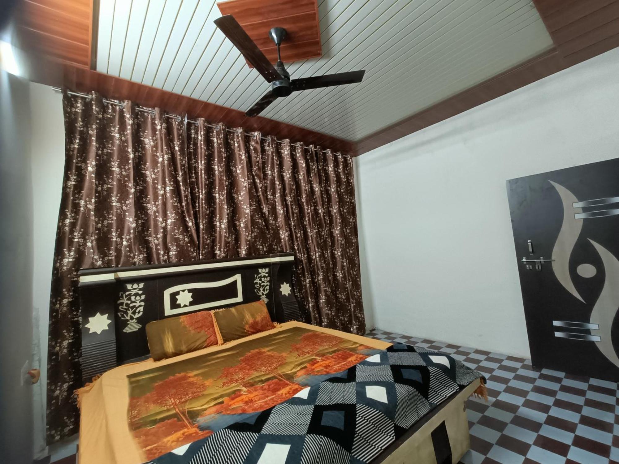 Keshav Narayan Home Stay 마투라 외부 사진